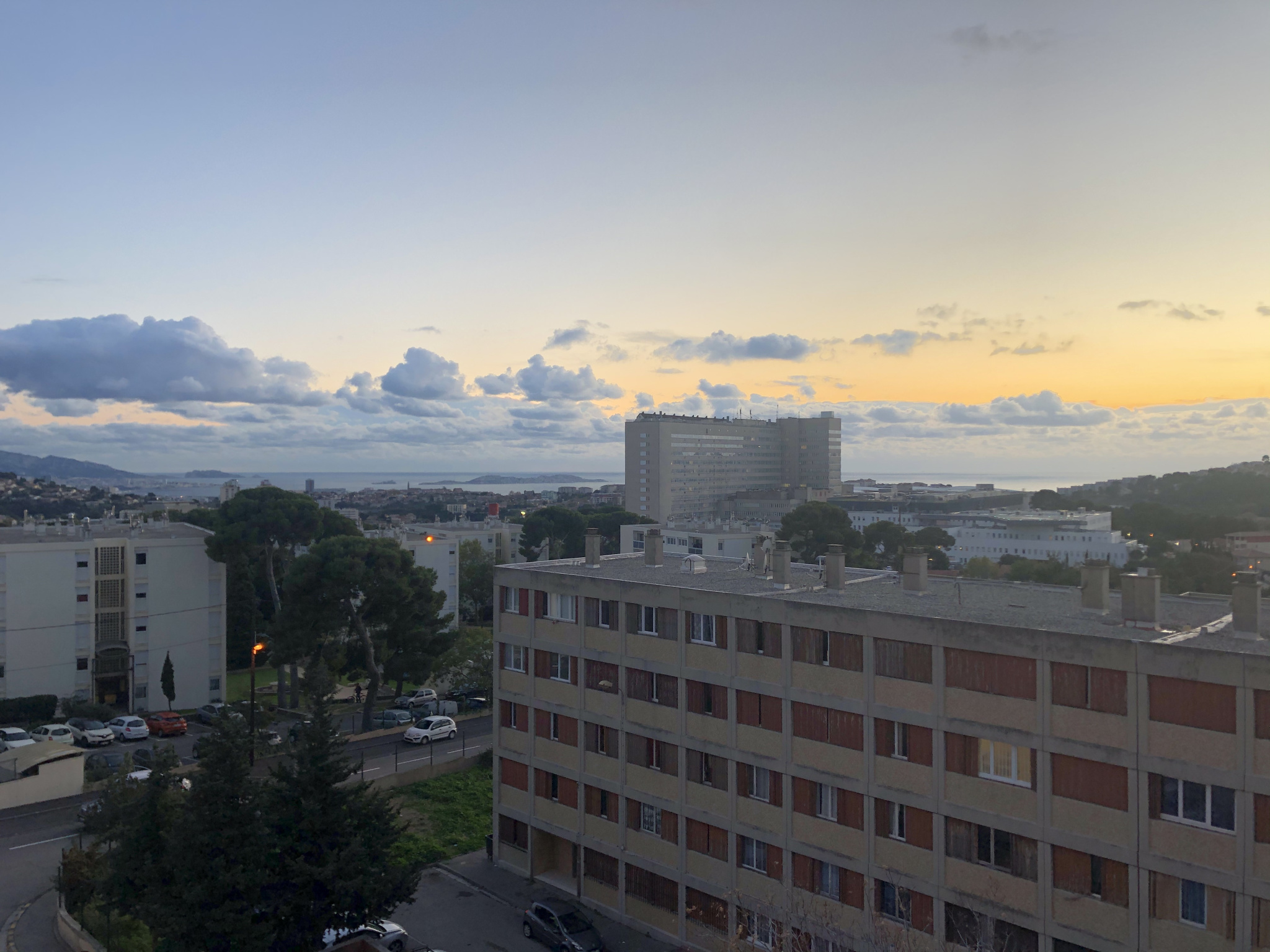 8 Boulevard Du Bosphore 13015 Marseille www.lamaison-immo.com